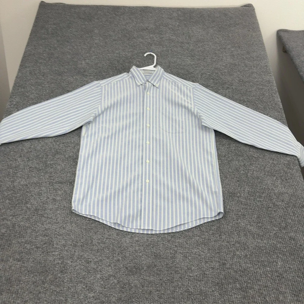 L.L. Bean Shirt Mens 15-32 Blue Cotton Striped Wrinkle Resistant Casual Classic